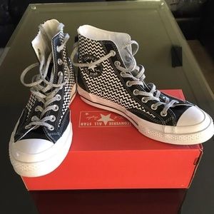 Converse hi top all star limited edition 9.5